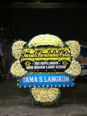 Papan Bunga Duka di Jatinegara